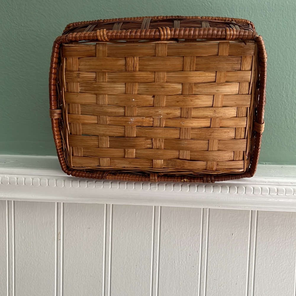 Basket - Picture 3 of 4